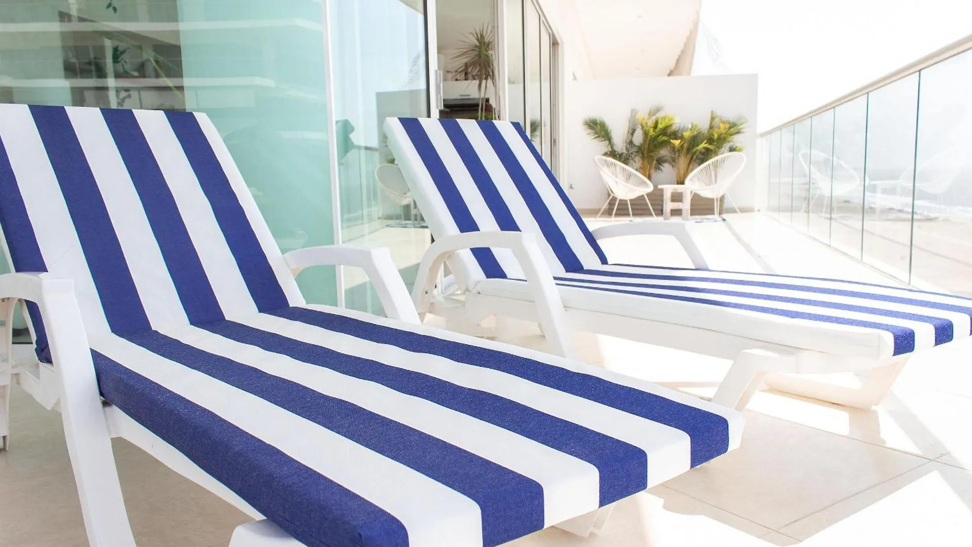 Condominio Frente Al Mar Con Acceso Directo A La Playa Morros Epic. Cartagena 0*,