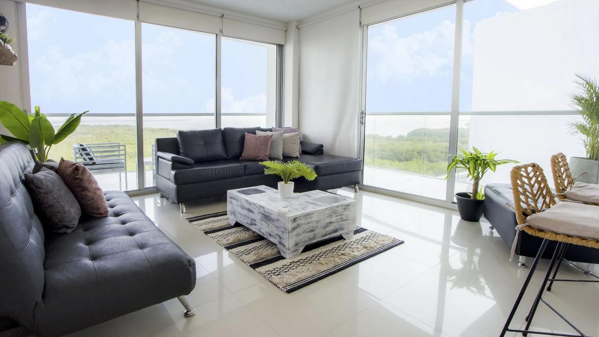 Apartamento Condominio Frente Al Mar Con Acceso Directo A La Playa Morros Epic. Cartagena Colombia