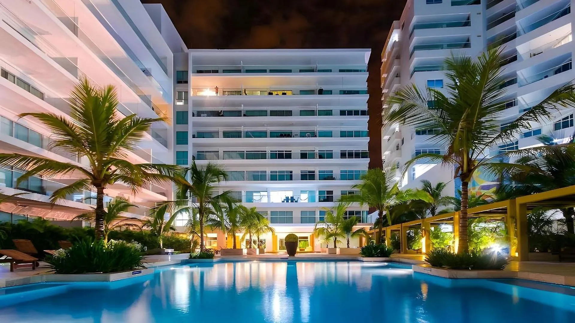 Condominio Frente Al Mar Con Acceso Directo A La Playa Morros Epic. Cartagena Colombia